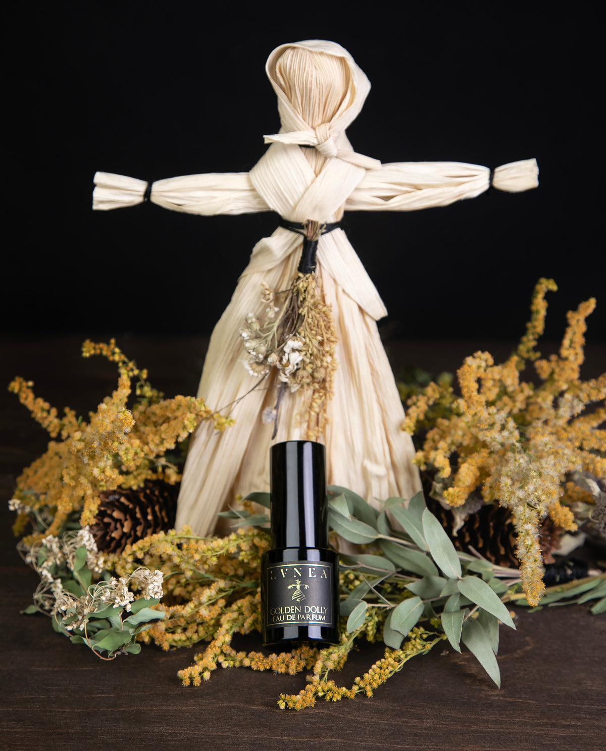 GOLDEN DOLLY | Eau de Parfum - woven grass, sweet corn, and maple butter