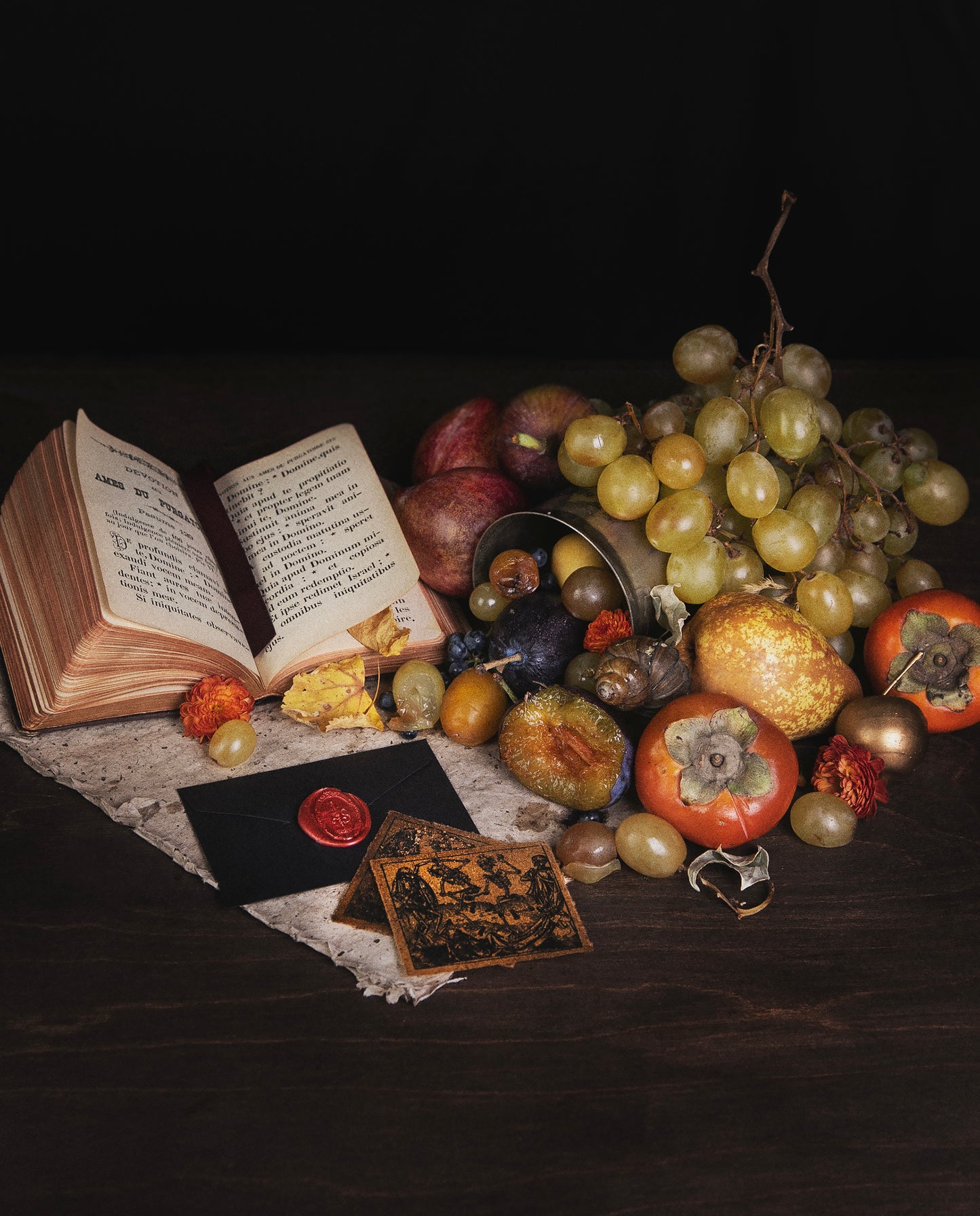 DANSE MACABRE | Parchemin parfumé - sang de dragon, musc, et benjoin