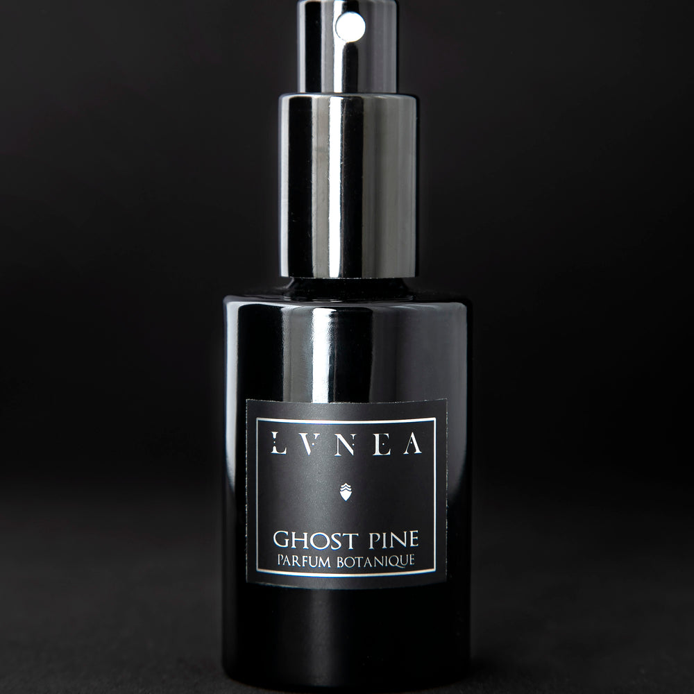 
                      
                        GHOST PINE | Ensemble cadeau huile et parfum
                      
                    
