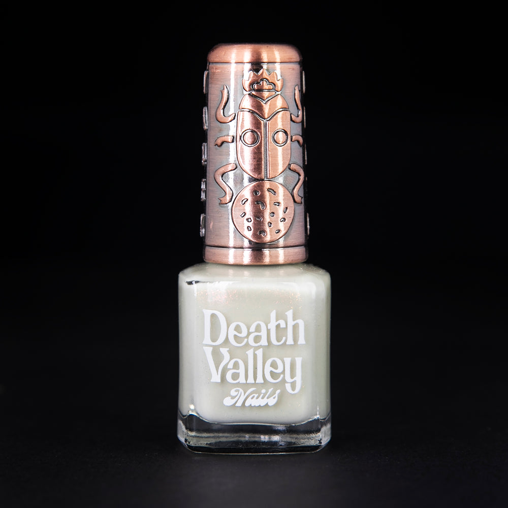 
                      
                        Vernis à ongles 'Gossamer' | DEATH VALLEY NAILS
                      
                    