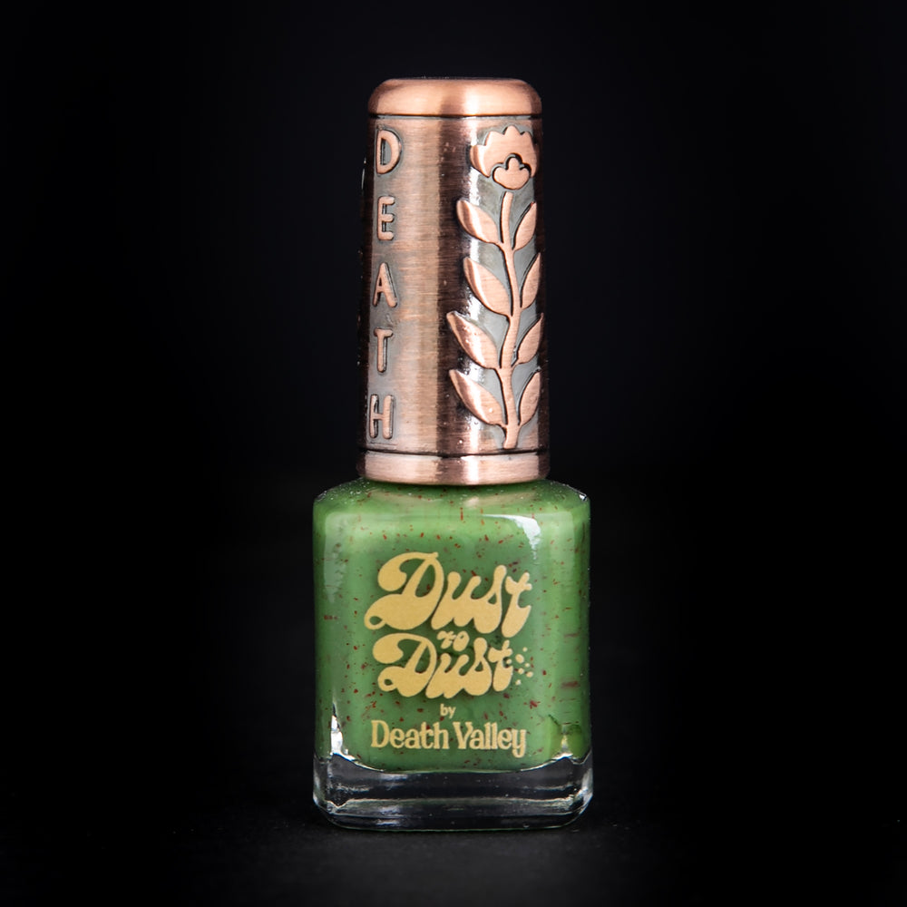 Saffron Thread + Green Ochre | DEATH VALLEY NAILS