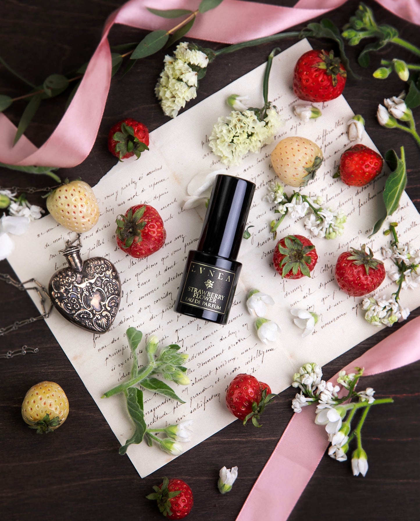 STRAWBERRY FLOWER | Eau de Parfum - Strawberries, cognac, and jasmine