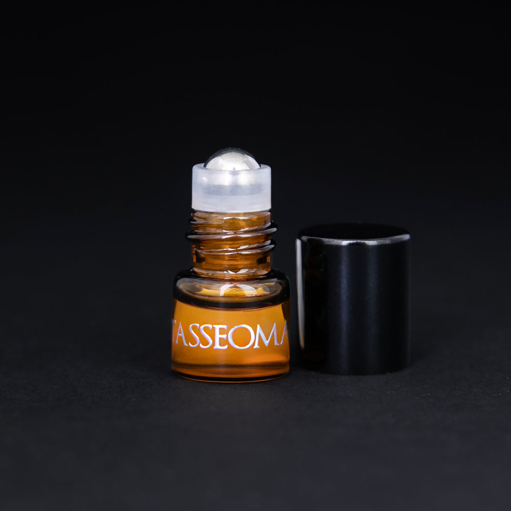 
                      
                        TASSEOMANCY | Parfum botanique - thé noir, lapsang souchong, bergamote, miel, épice
                      
                    