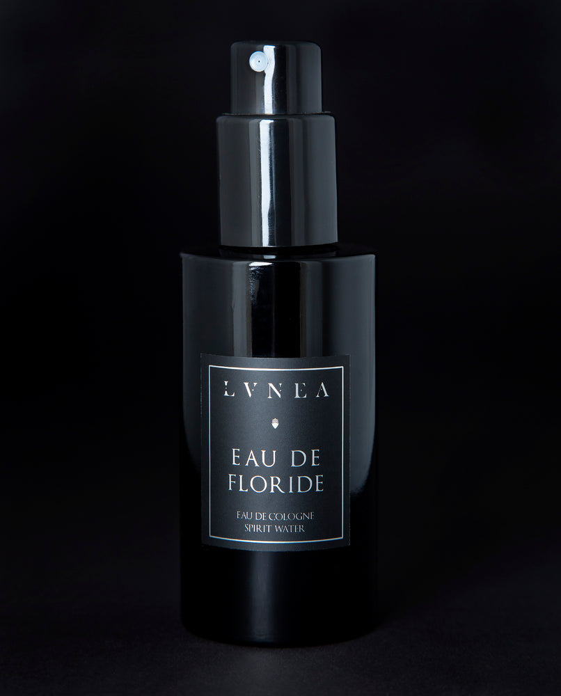 A fresh, clean, and floral unisex eau de cologne based on the traditional Florida Water spirit water formulation, made by natural botanical brand LVNEA. With notes of lavender, neroli, bergamot, lemon, and clove, it can also be used as a room spray to cleanse your space. Presented in 100ml and 50ml black glass bottles, the label reads EAU DE FLORIDE.