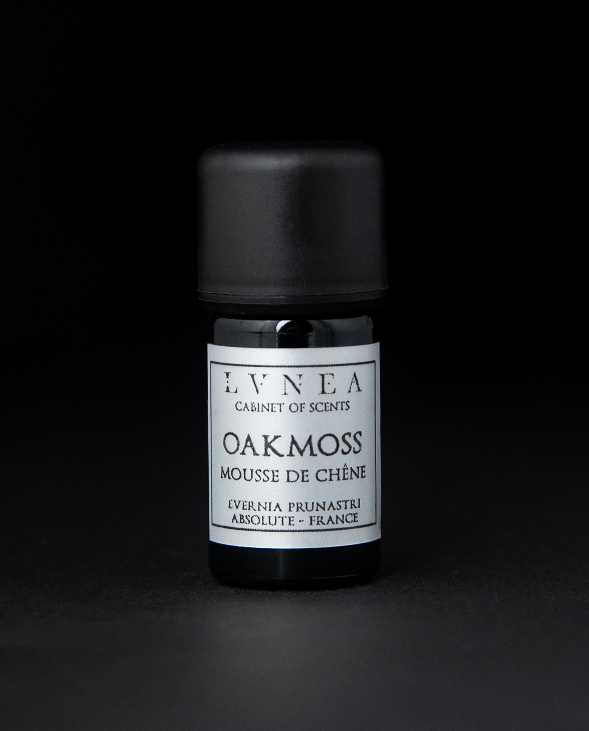 Oakmoss Absolute Oil - Essential Oil Apothecary