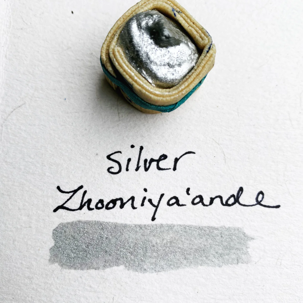 
                      
                        Swatch of Beam Paints' "Silver" watercolour paintstone.
                      
                    