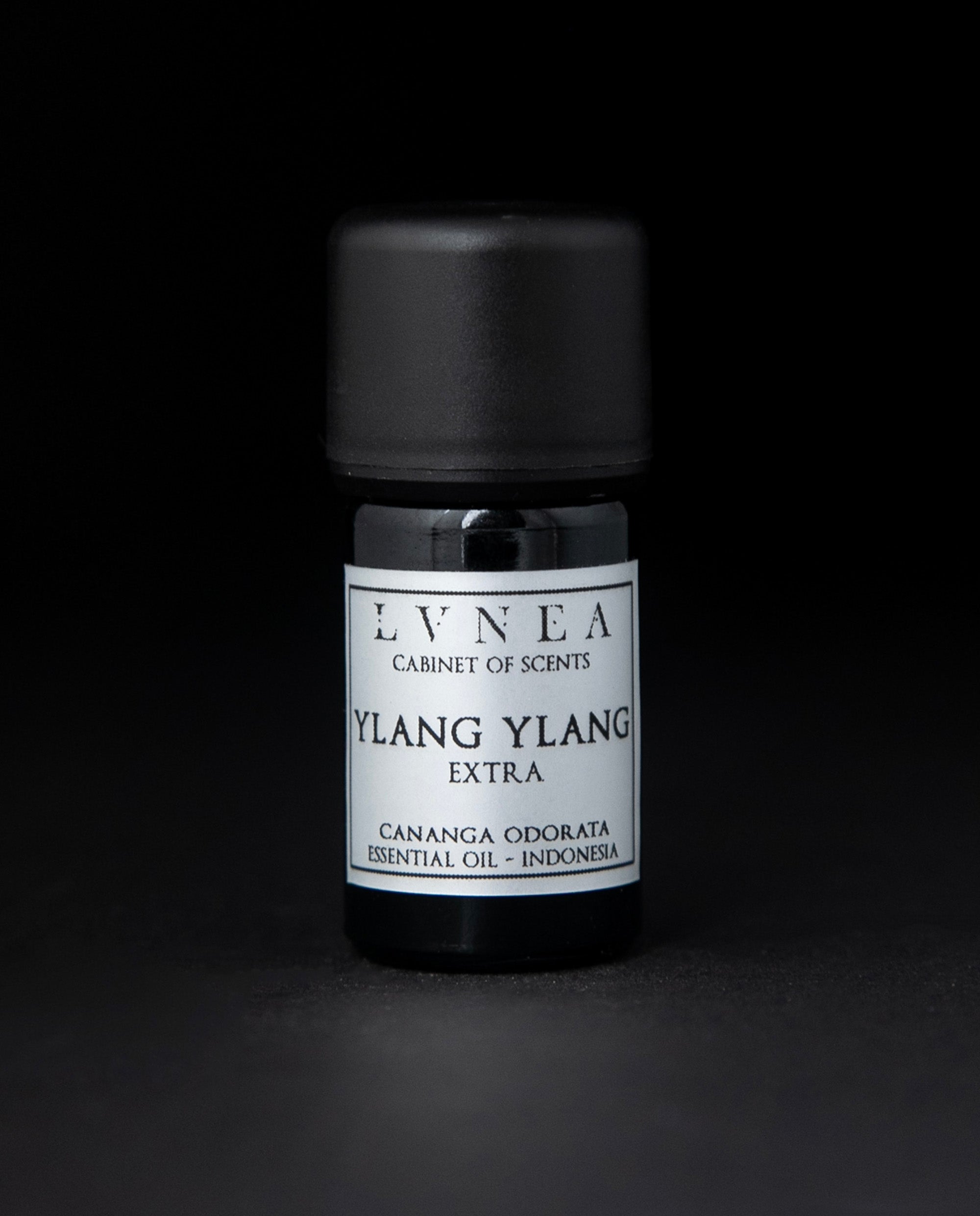 Yin Yang : Bougie Naturelle '' Yin Yang '' Parfumée à l'Huile Essentielle  de Lavande, d'Ylang Ylang et de fleurs d'Oranger ~ Encens de Qualité